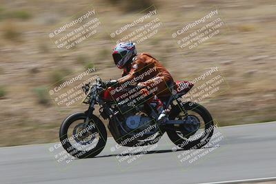 media/Apr-20-2025-AHRMA (Sun) [[393a79c373]]/Race/Group 5/Turn 4b/